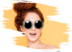 Woman on vacation with sunglasses